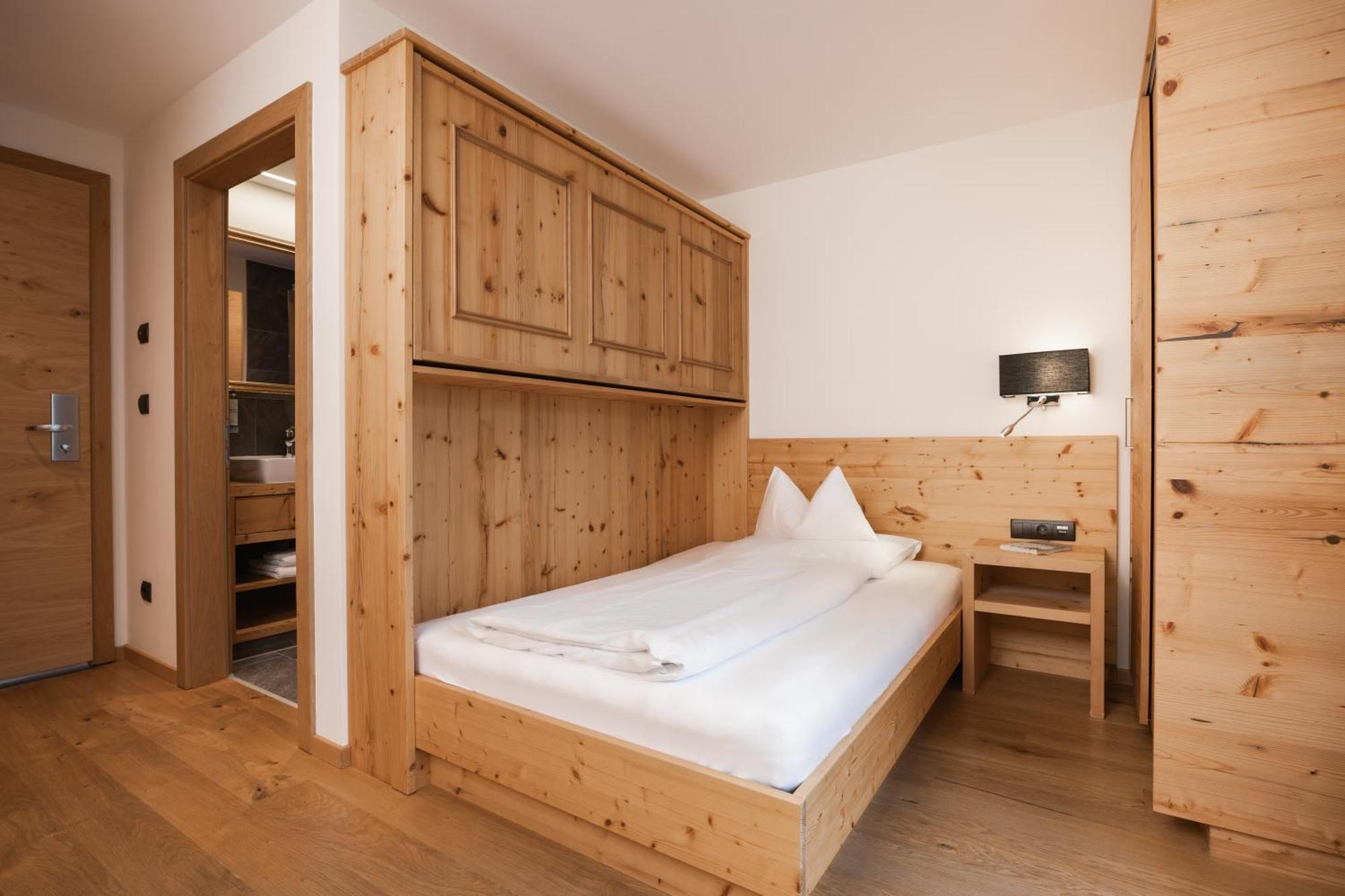 פיס Hotel Bergblick 4 Sterne Superior מראה חיצוני תמונה