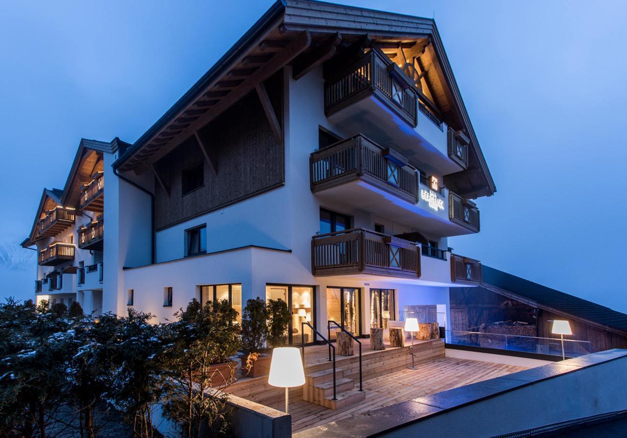 פיס Hotel Bergblick 4 Sterne Superior מראה חיצוני תמונה