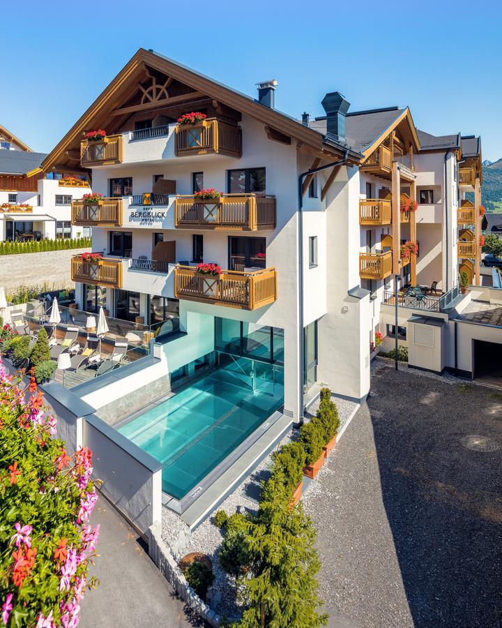 פיס Hotel Bergblick 4 Sterne Superior מראה חיצוני תמונה